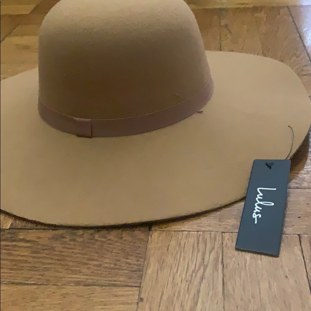 Lulus hat - Picture 2 of 2